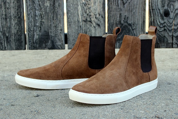 In Review: The Banana Republic Tully Suede Chelsea Sneaker | Dappered.com