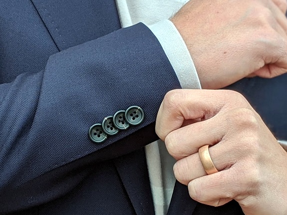 In Review: The Spier & Mackay Hopsack Navy Blazer / Sportcoat | Dappered.com